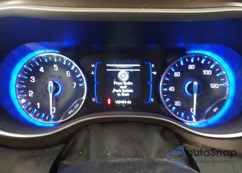 2018 Chrysler Pacifica Touring L z USA, uszkodzony, nr VIN 2C4RC1BG4JR128487